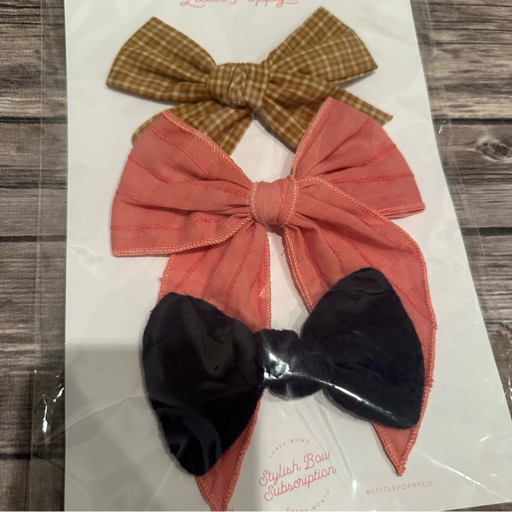 Little Poppy Co fall bows